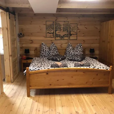 Zeleny Ostroff Treehouse База отдыха *