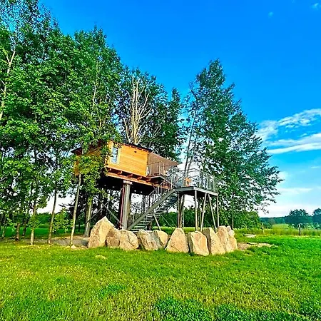 Zelený Ostroff Treehouse